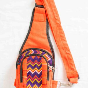 Mochila cangurera naranja